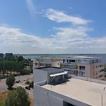 By The Sea Summerland Mamaia